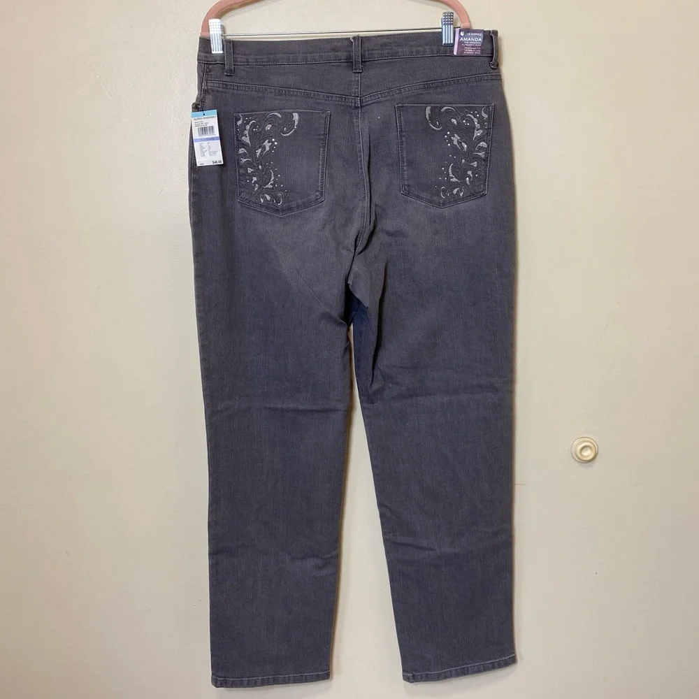 Gloria Vanderbilt Slimming Amanda Jeans. Size 18. NWT. - Picture 5 of 8